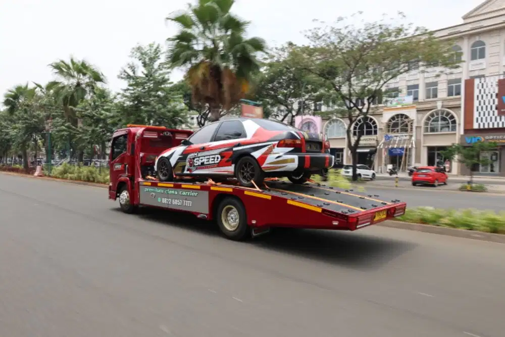 TRUK TOWING LONG SASIS