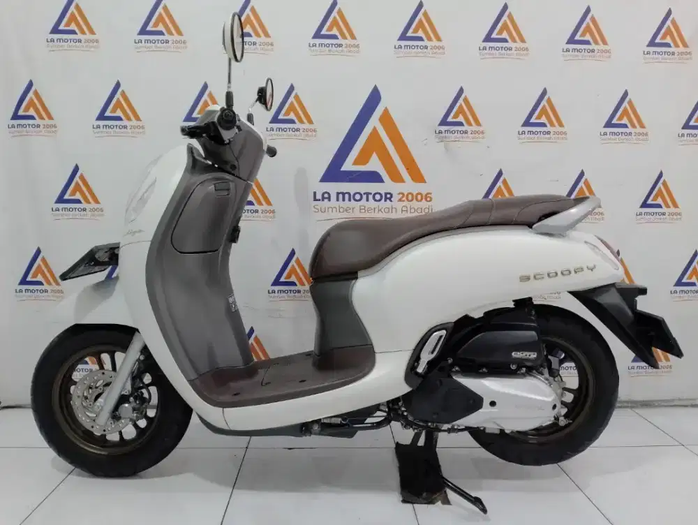 DP1,5JT HONDA SCOOPY PRASTIGE THN 2024 (SS LENGKAP,/MESIN AMAN)