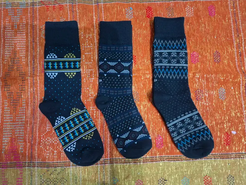 Kaos kaki motif
