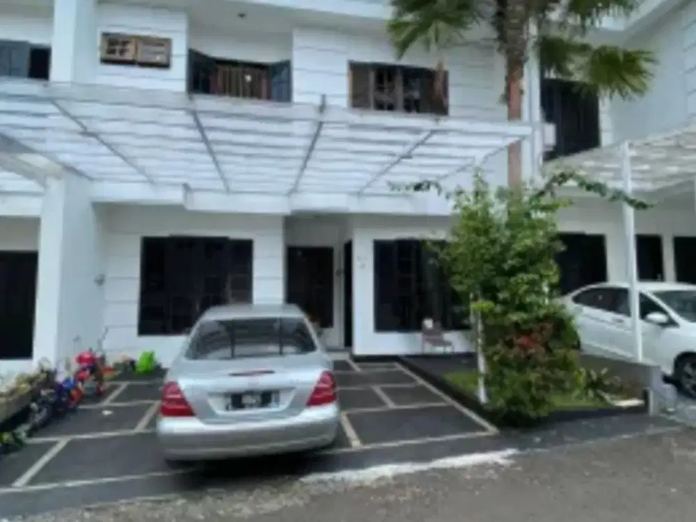 Rumah Dijual Di Lebak Bulus Dalam Cluster Asri Fasilitas Kolam Renang