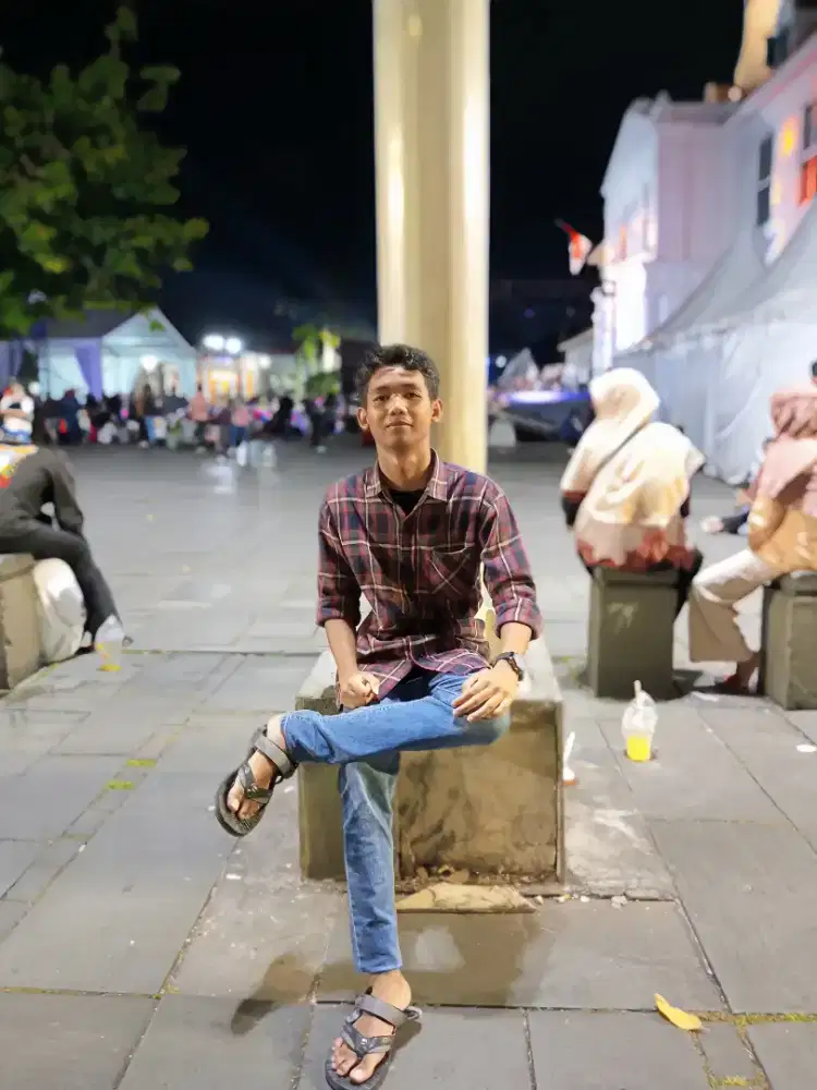 Sedang mencari pekerjaan