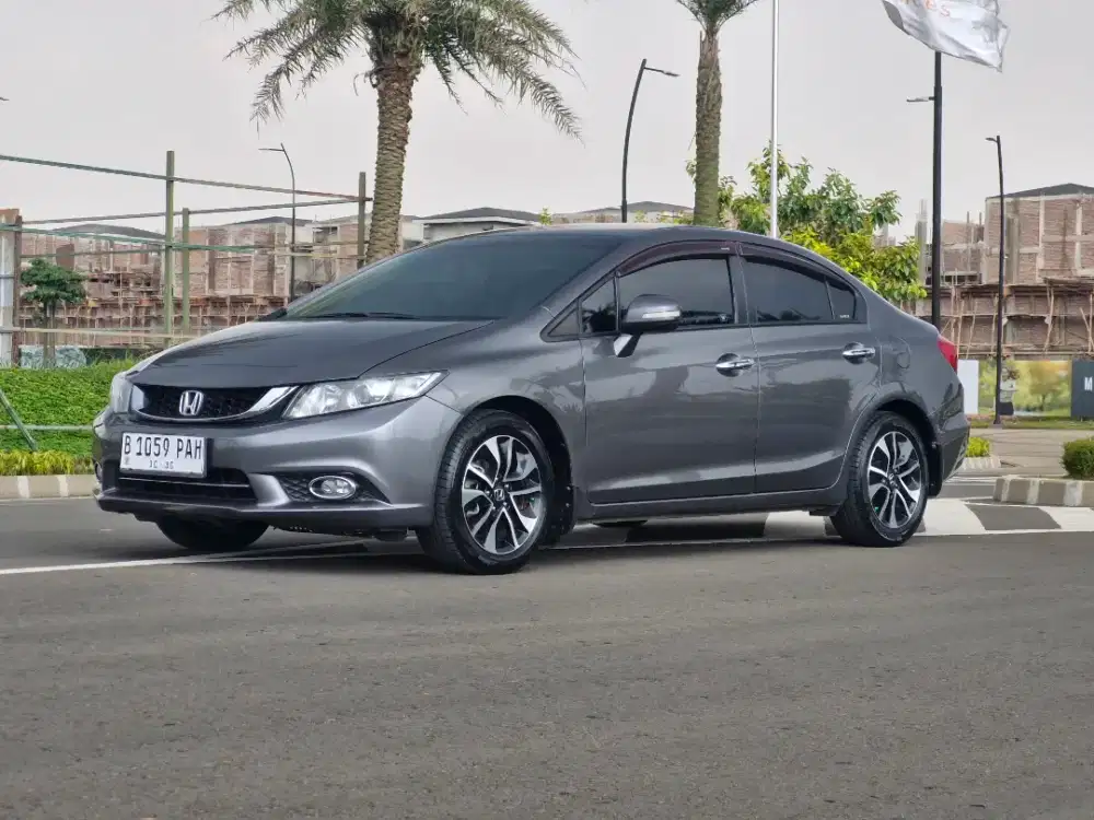 Honda Civic 1.8 Automatic 2015 Bensin Abu Metalik