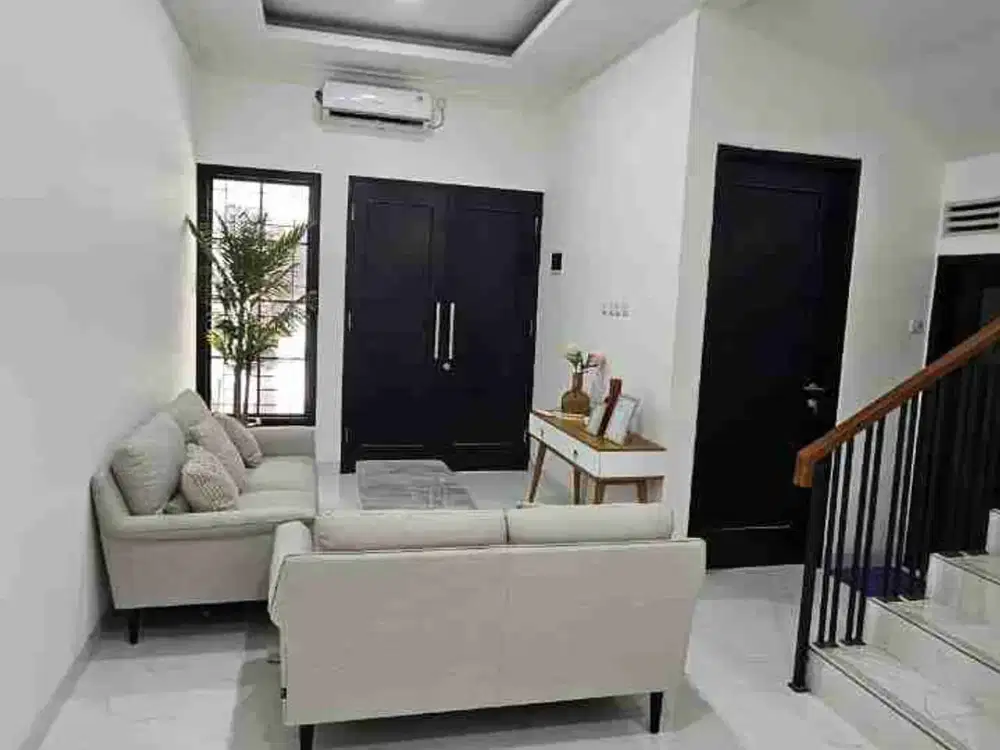 Jual Rumah Baru Desain Classic dalam Cluster di Pancoran Jakarta Selatan