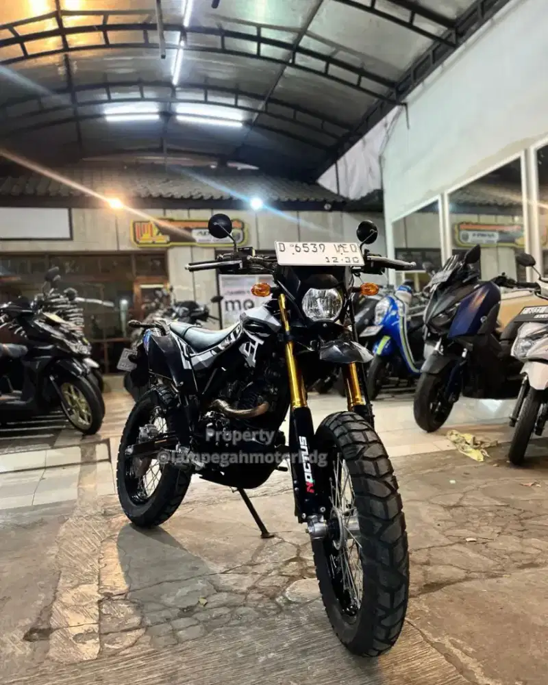 Kawasaki Dtracker 150 2020 low km