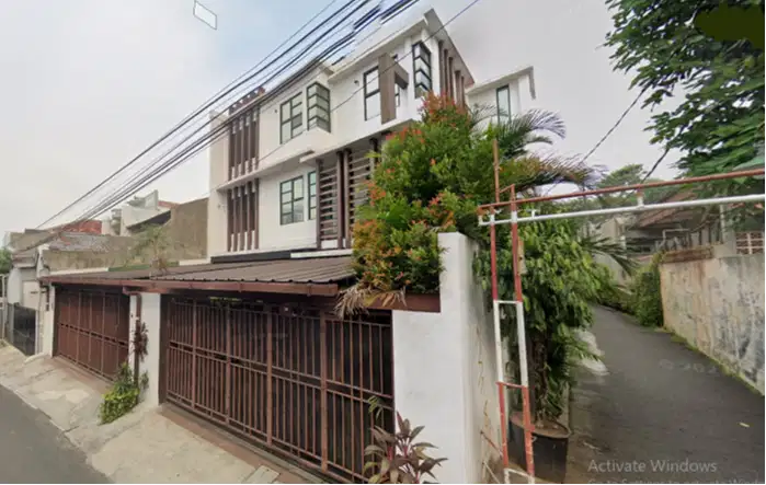 CIPETE 1 KM KE STASIUN MRT - RUMAH MURAH SIAP HUNI 3 LT –JALAN 2 MOBIL