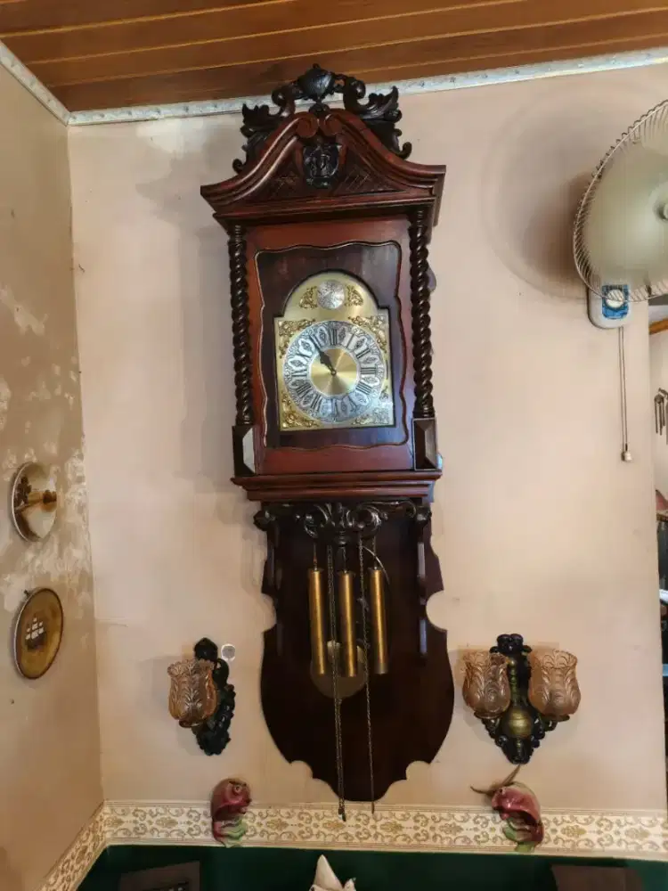 JAM DINDING tempus fugit