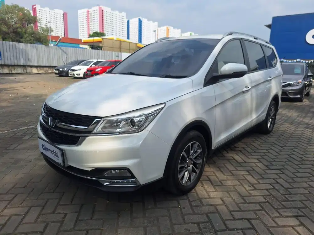 DP MURAH - Wuling Cortez 1.5 CT Lux Bensin-AT 2019
