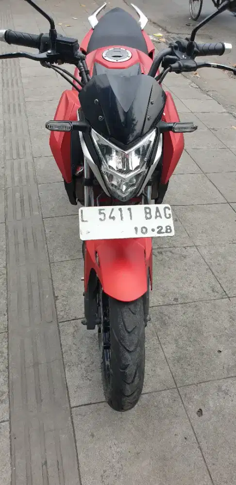 CB 150R th 2018 mulus pool pjk baru