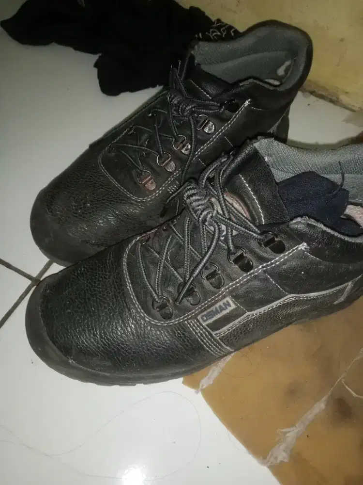 jual sepatu safety uk 42 jual cepat