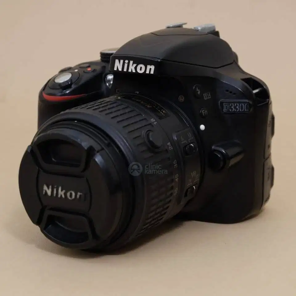 Nikon D3300 Kit 18-55mm VR II Black