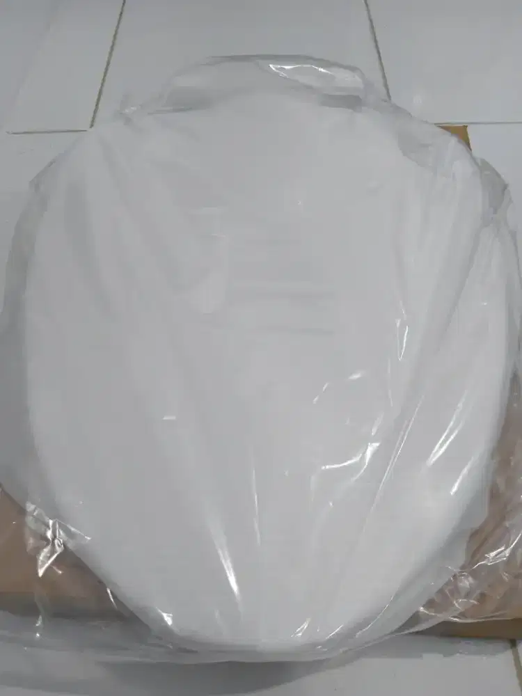 Toilet seat & cover softclose Merk : American Standard