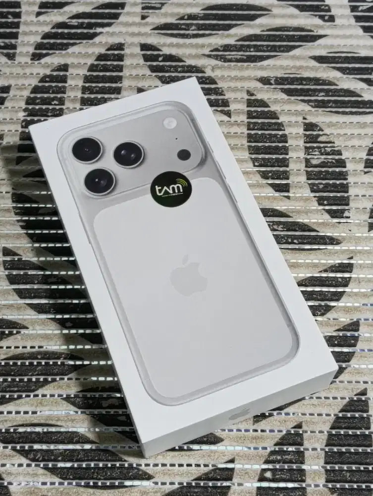 Baru iPhone 17 Pro 256 GB Silver iBox