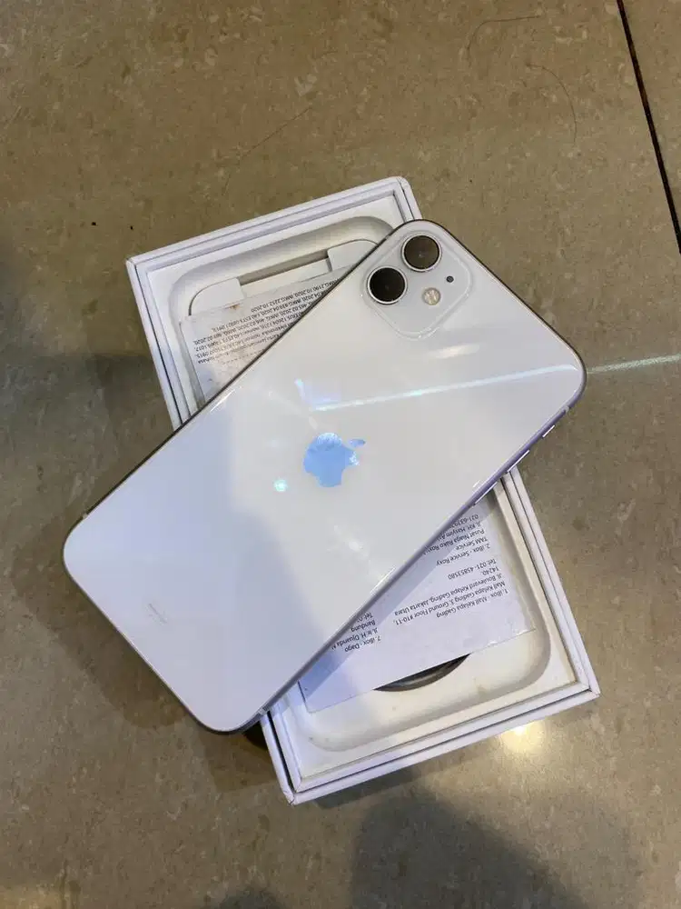 Iphone 11 128gb ibox bisa cash dan kredit