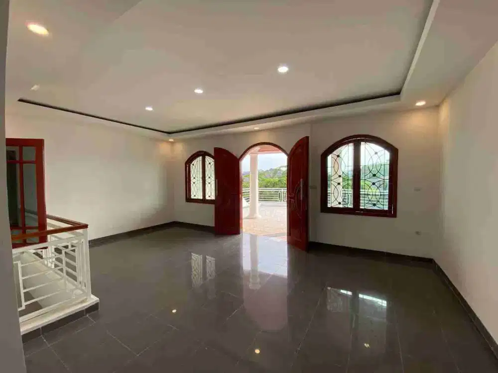 Rumah Apik 3 Lantai Area One Gate Sistem Di Permata Kemang Bekasi