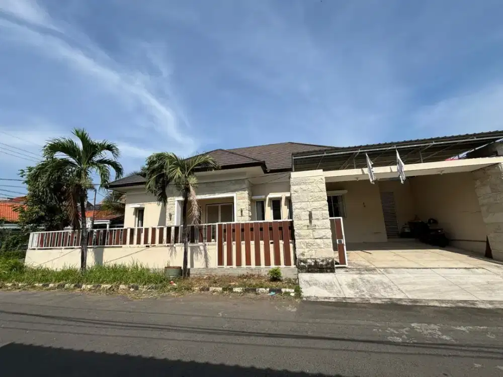 Dijual Rumah Hitung Tanah Darmo Permai Timur Siap Huni