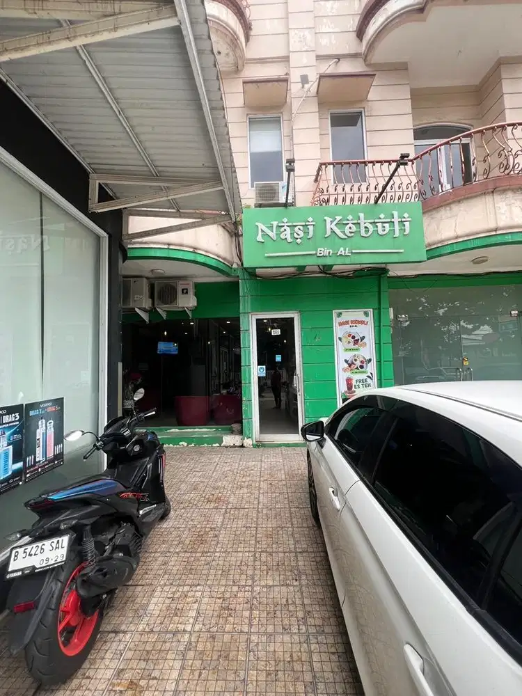 Disewakan ruko pejaten kantor ada dua tempat