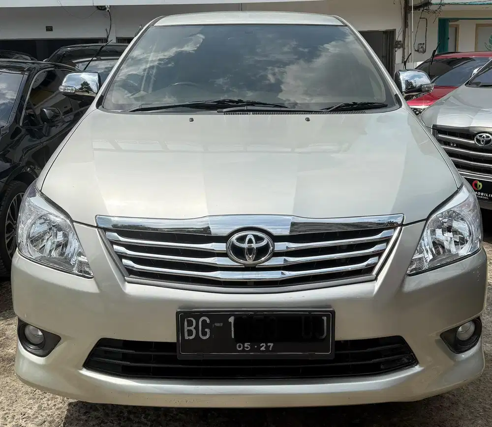 Innova G Diesel Automatic 2012/2013
