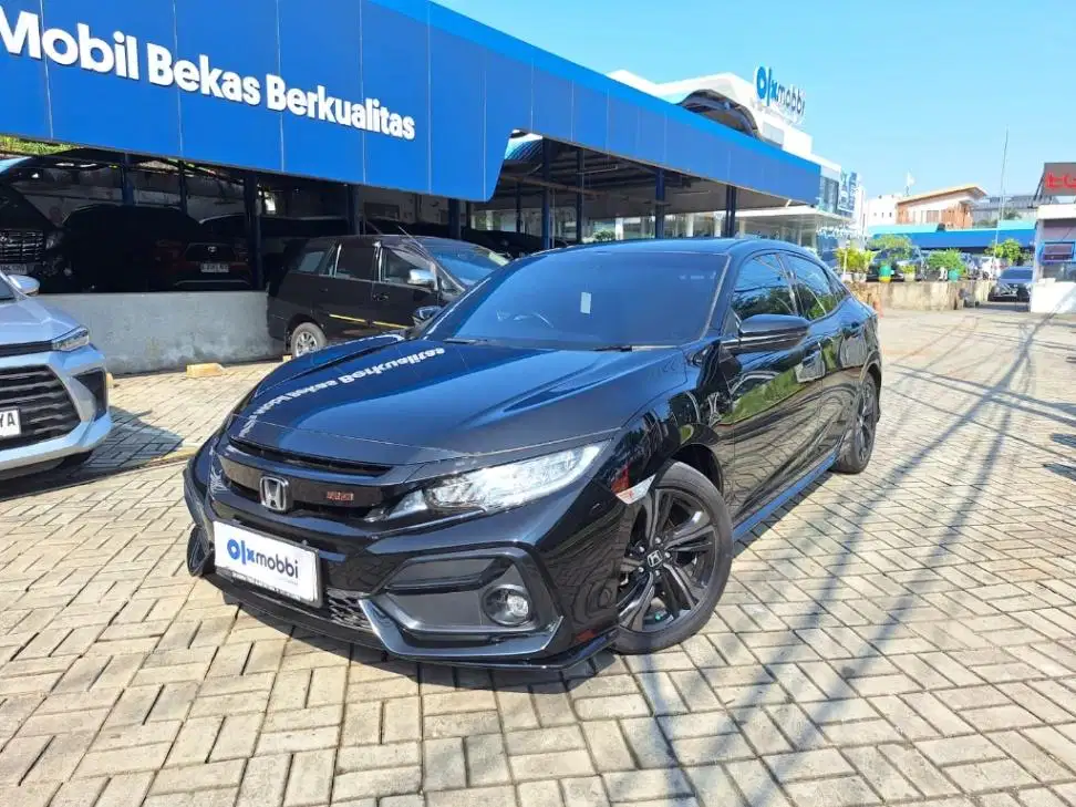LOW DP Honda Civic 1.5 E Hatchback Bensin-AT 2020 PKT