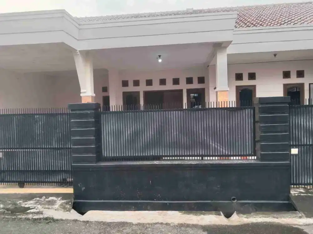 DISEWAKAN RUMAH LUAS DI CIPAMOKOLAN RIUNG BANDUNG
