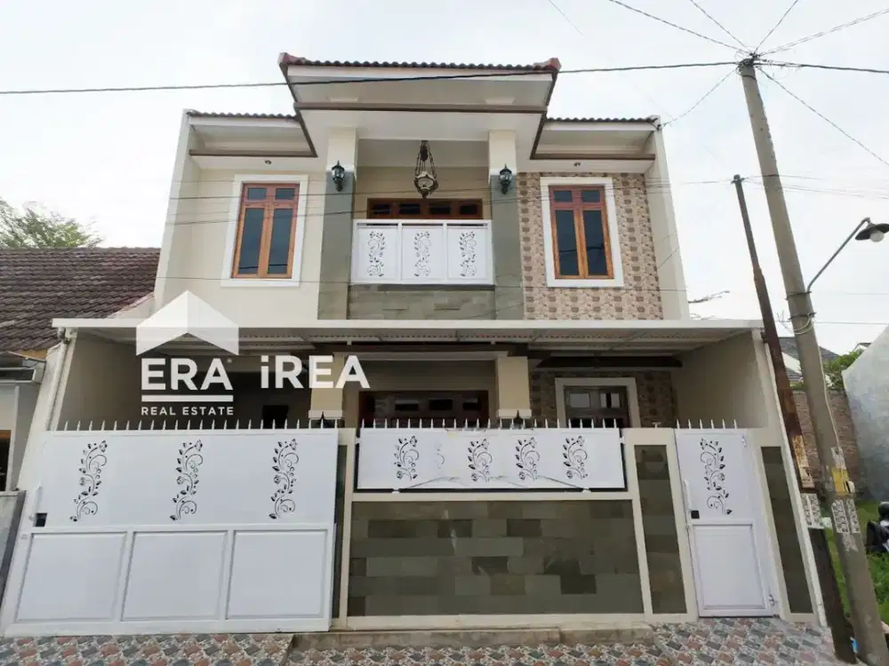 RUMAH 2 LANTAI MINIMALIS DI SOLO DEKAT LUWES GENTAN