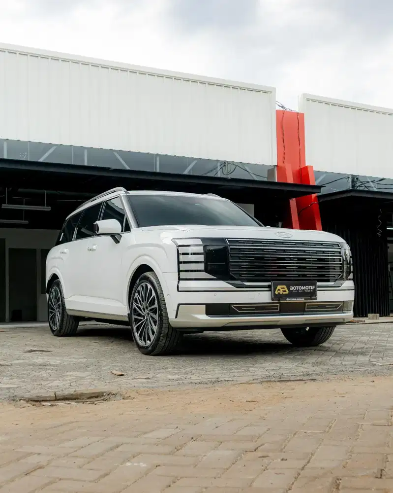 Hyundai Palisade Calligraphy 2.5T Hybrid 4x2 AT