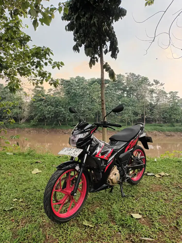 SUZUKI SATRIA FU 150 TAHUN 2017