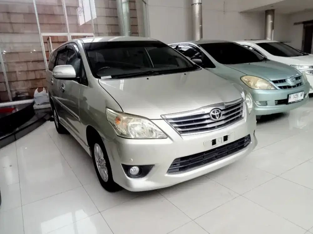 Dijual kijang innova v,at diesel