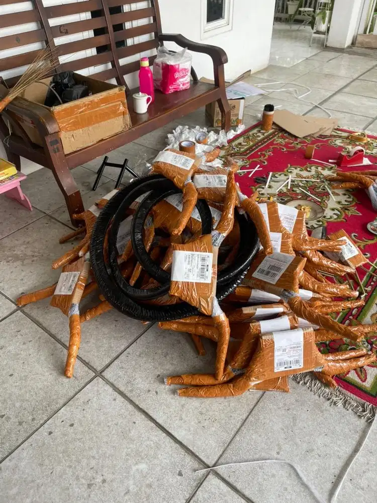 Packing paket dari spare part sepeda