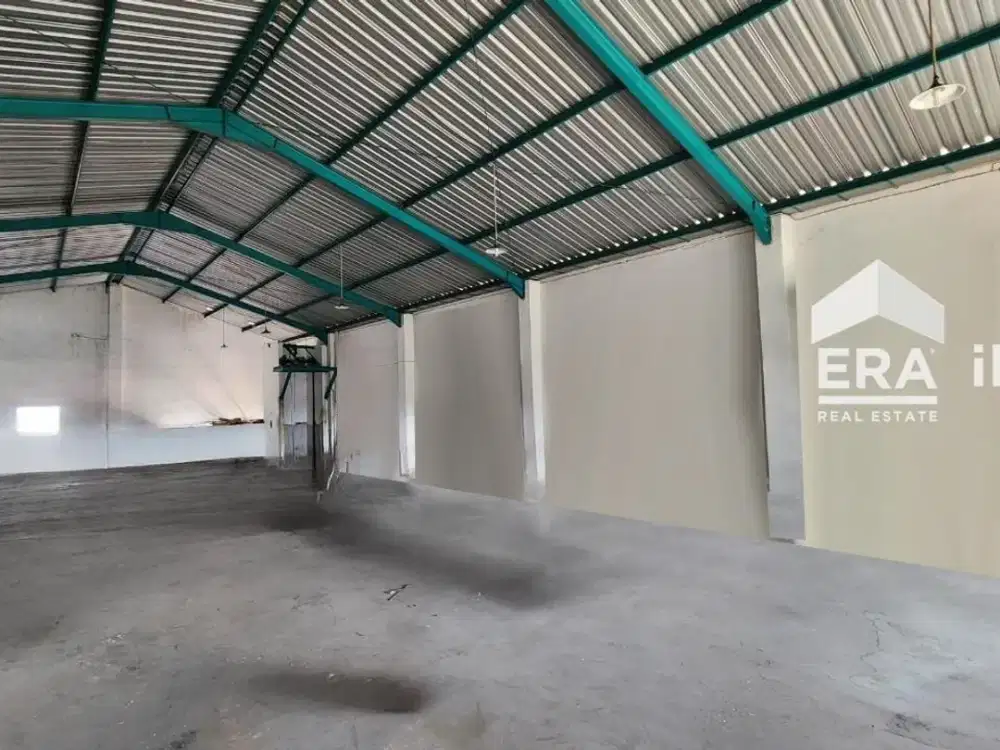 DISEWAKAN GUDANG 4 LANTAI DI SOLO BARU DEKAT MALL THE PARK