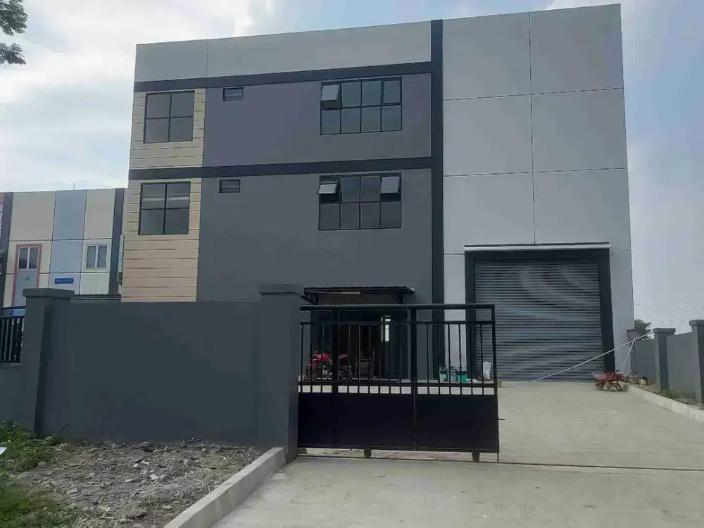 Disewakan Gudang Baru standart pabrik delta silicon lippo cikarang