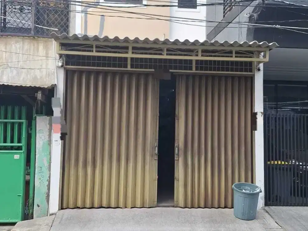 RUKO / RUKAN BARU 4 LANTAI DI TAMANSARI LOKASI STRATEGIS JAKARTA BARAT