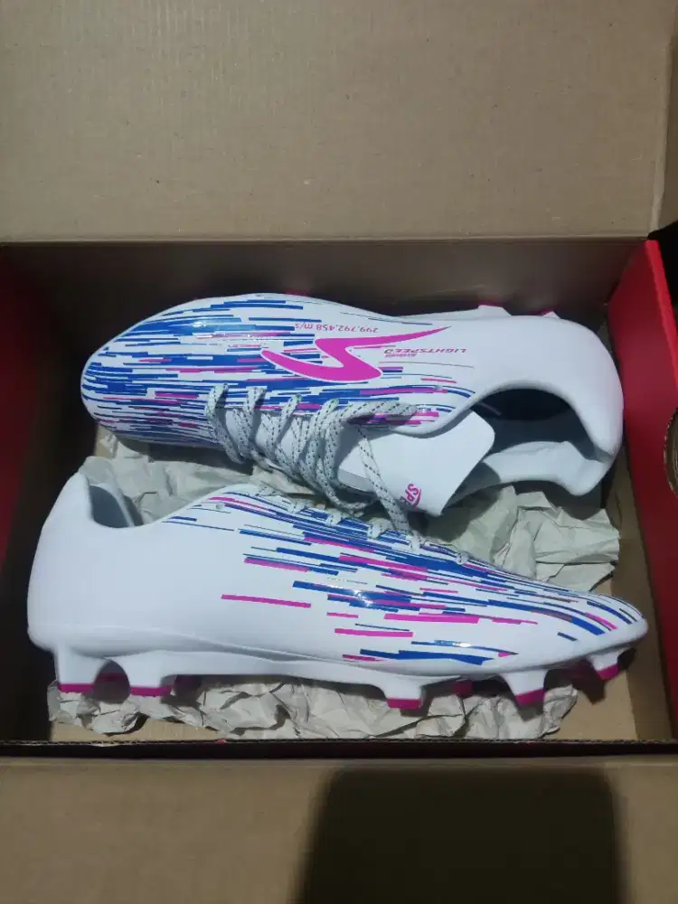 Sepatu Bola Specs Lightspeed reborn Ori