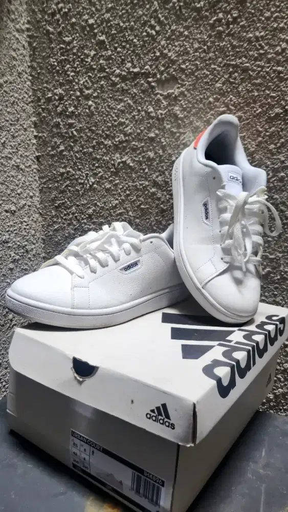 Dijual Adidas Sneakers Putih