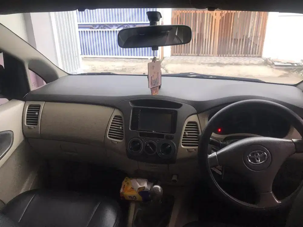 Toyota kijang innova 2010 nego sampek deal