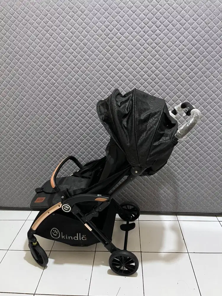 Stroller Kindle
