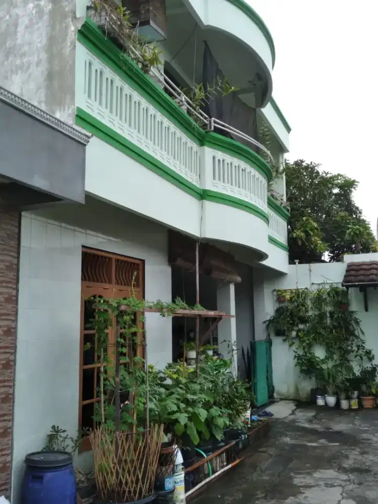 Rumah Lantai 2 dijual
