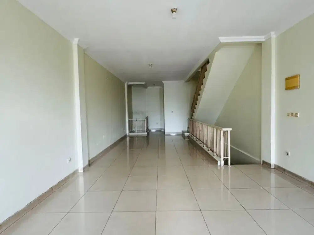 Rukan Sentra Niaga Green Lake City Luas 4,5x15 m Unit Rapi Siap Huni