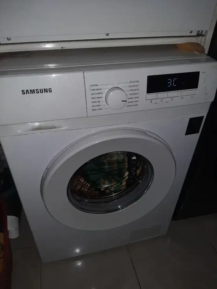 Lowongan Staff Laundry