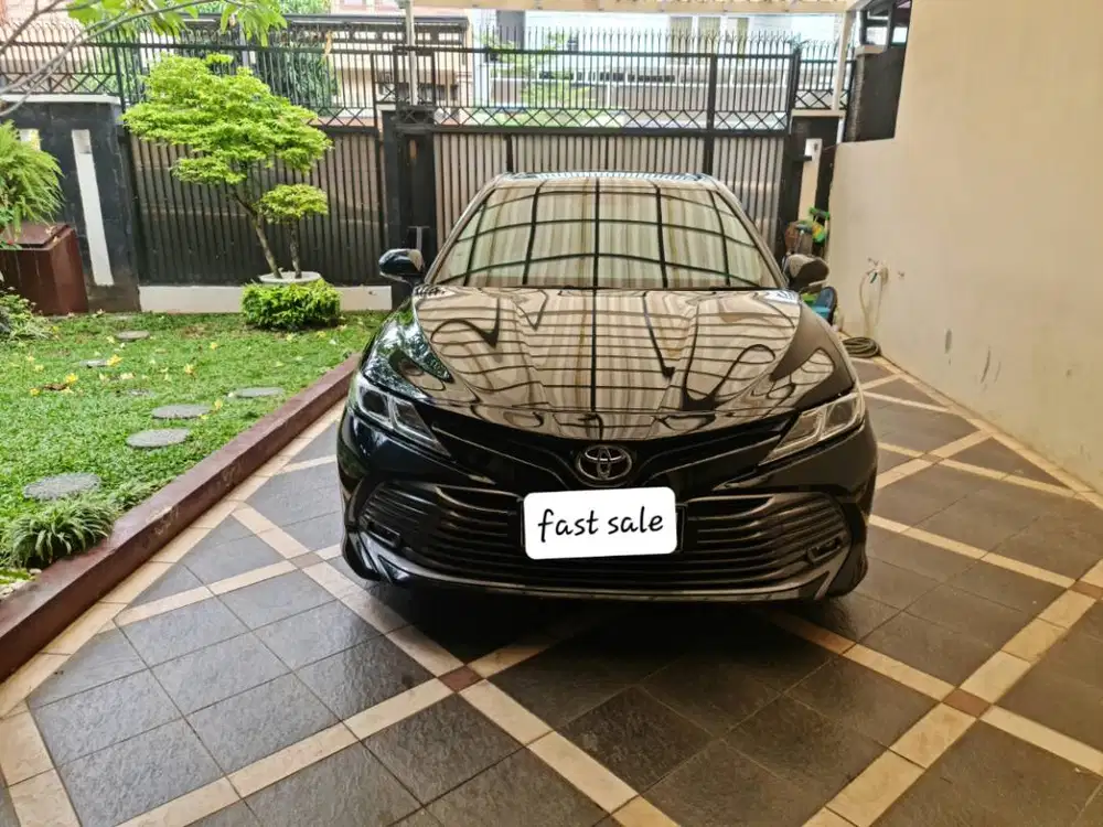 Toyota Camry V 2.5 thn 2019