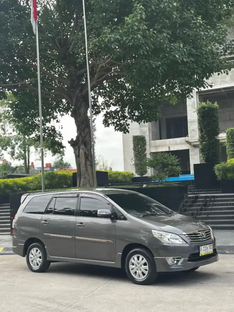 DIJUAL TOYOTA INNOVA G 2.0 2013