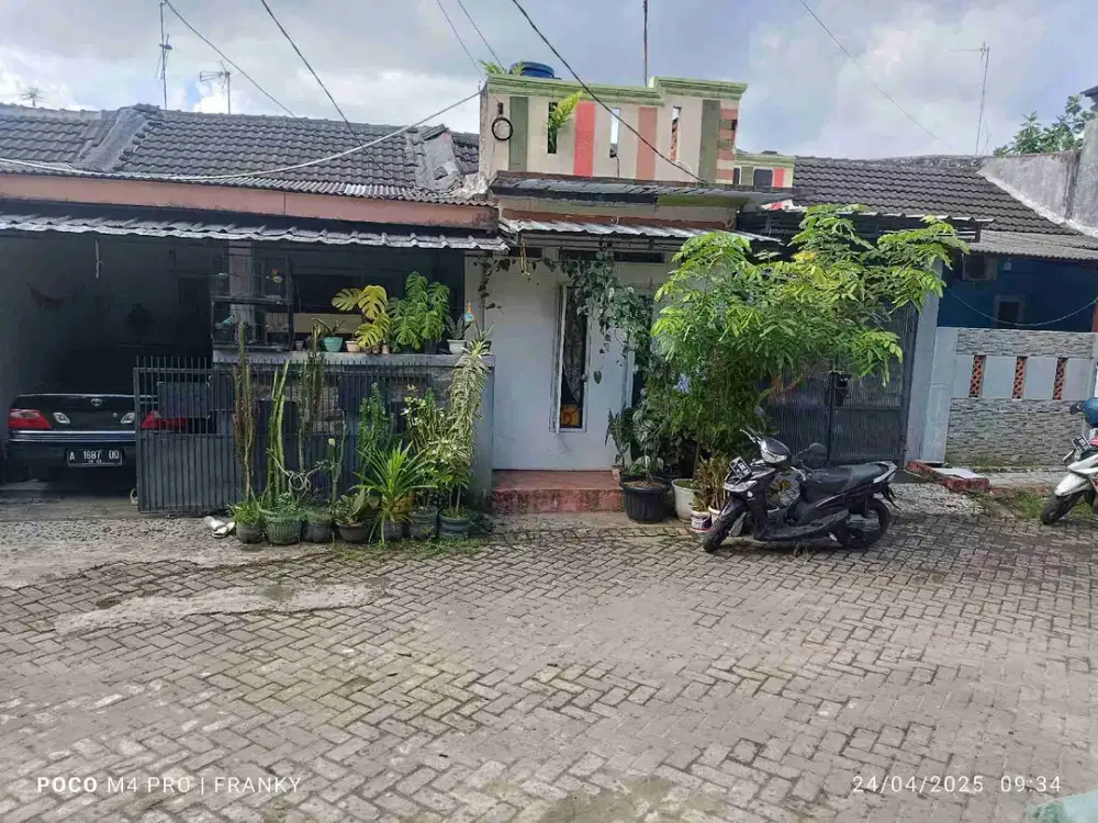 rumah di Safira sepang kota serang banten