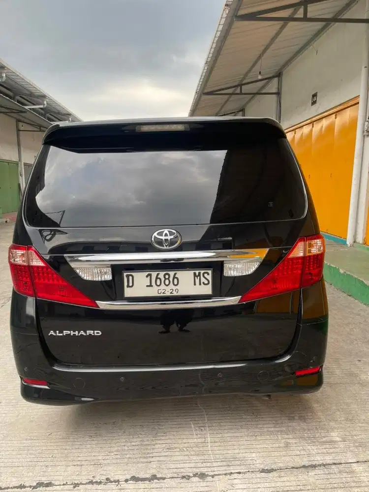 Toyota Alphard 2009 Bensin