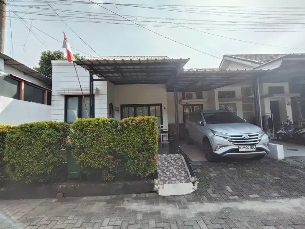 Dijual Rumah Second Terawat, Tanah Luas Dalam Cluster di Pamulang Tangsel
