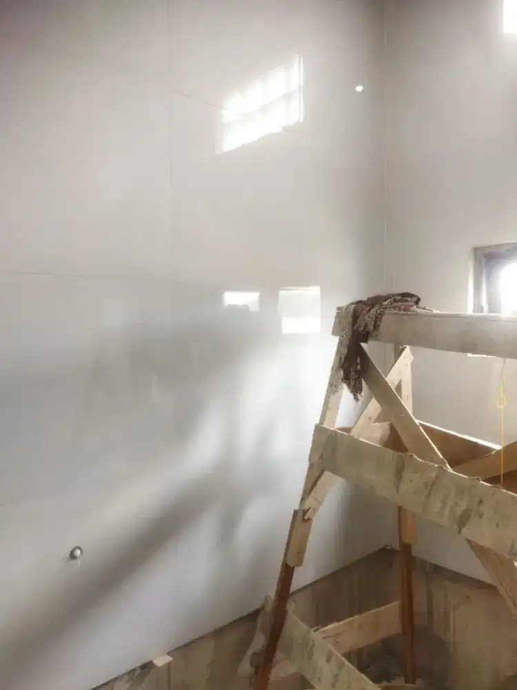 Tukang cat dan bangun dari awal