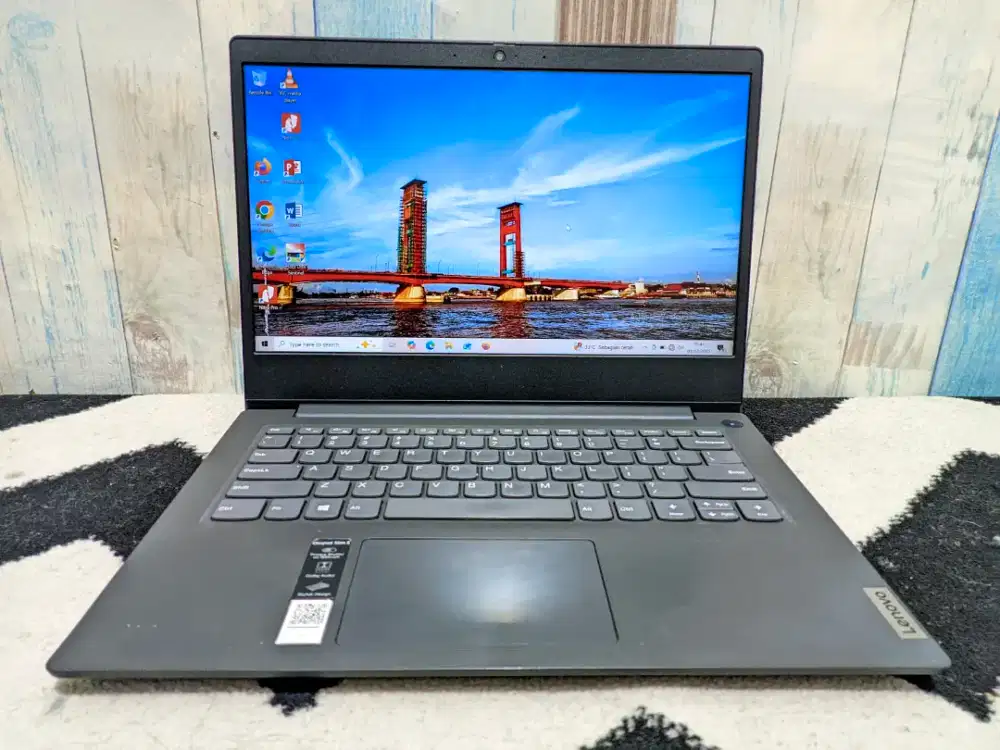 Lenovo Ideapad Slim 3
Prosesor Intel Core i3 Gen 10RAM 8GB SSD 512GB