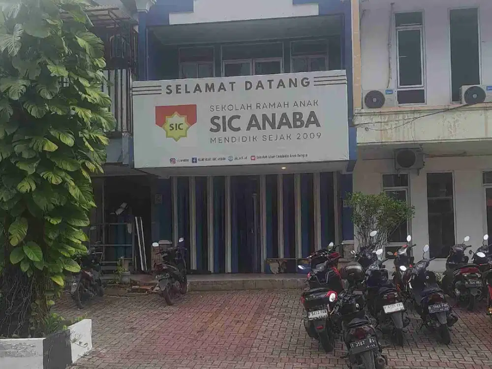 Di kontrakkan ruko 2 lantai di sakura regency 1