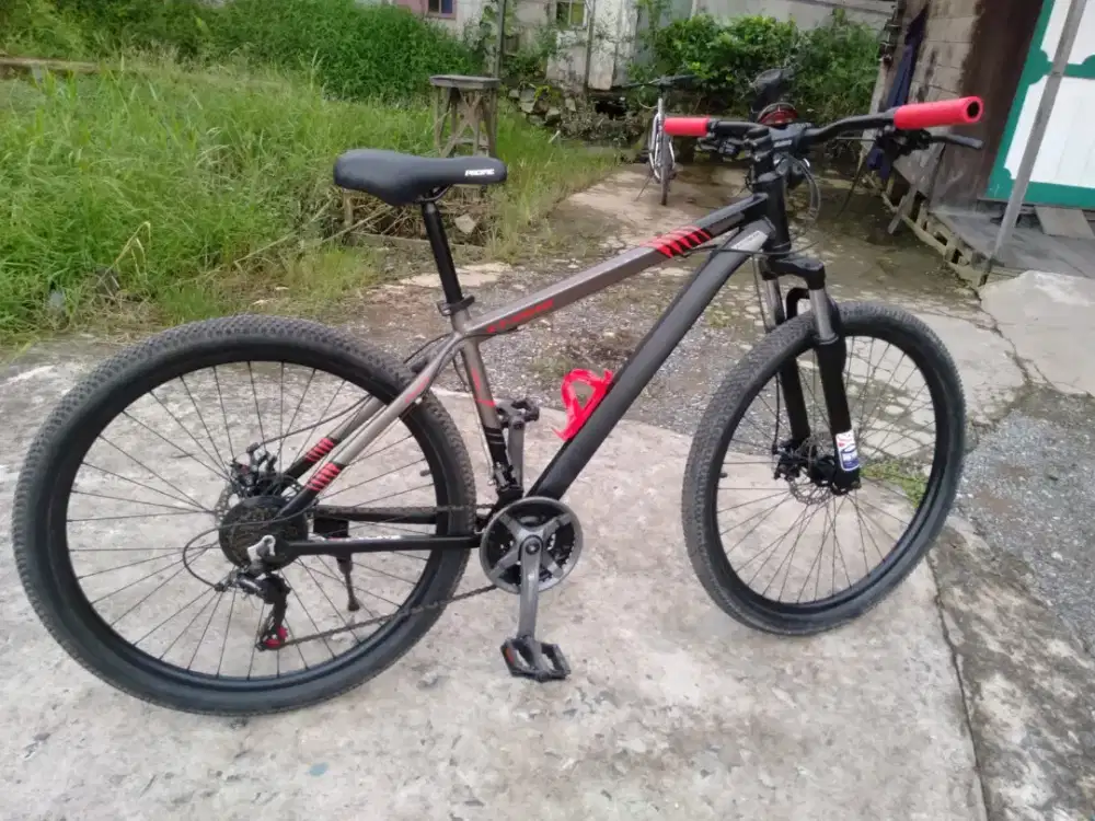 Dijual sepeda exotic body aloy barang siap pakai ban 27,5