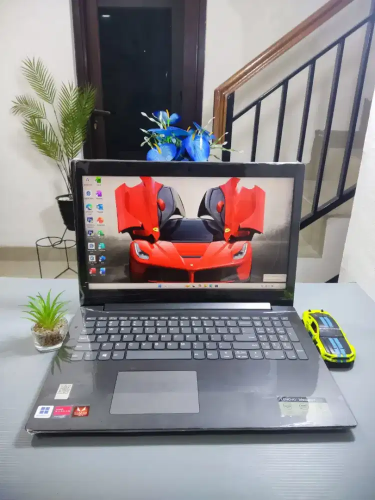 Laptop Lenovo Ideapad 330 RYZEN 7 RAM 20Gb SSD 256Gb SLIM DUAL VGA