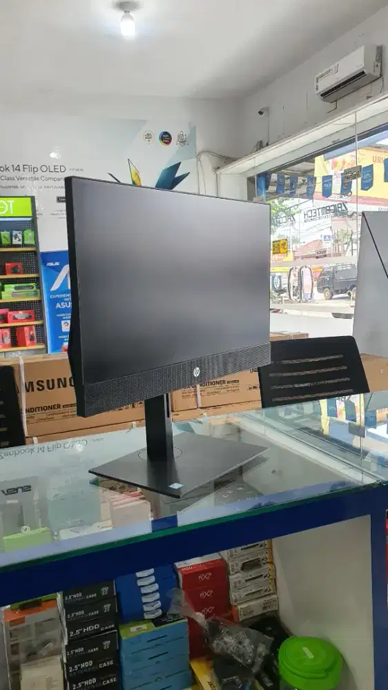 PC AIO HP CORE I5 GEN8 RAM 16GB SSD 512GB GARANSI 6BLN