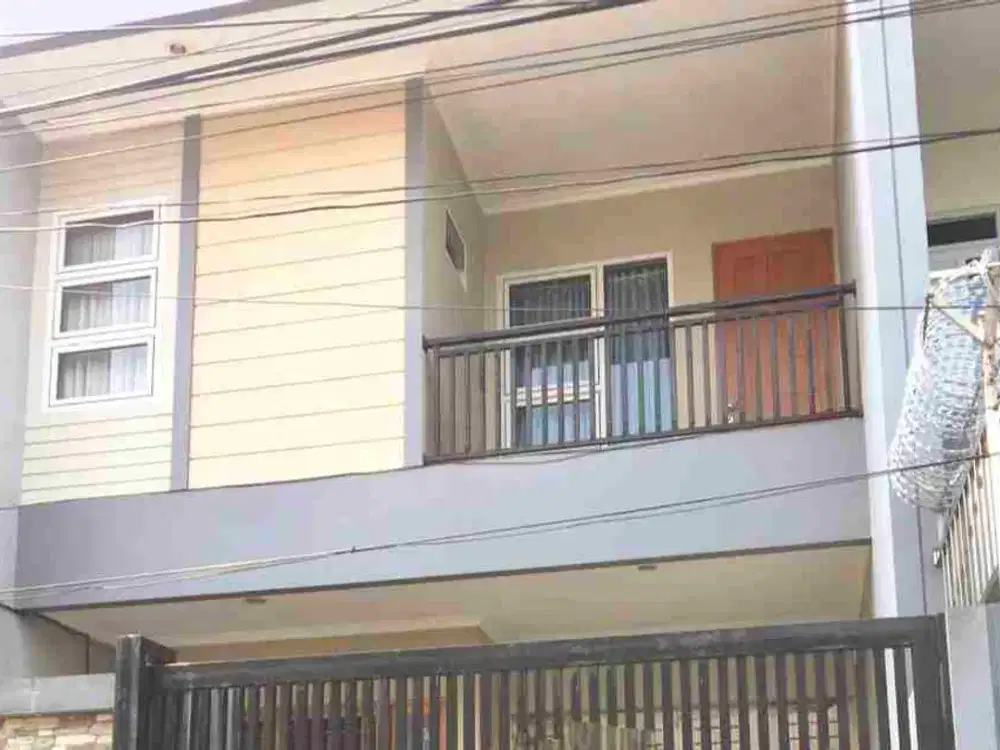RUMAH DURI KEPA 3 LANTAI SEMI FURNISH, JAKARTA BARAT